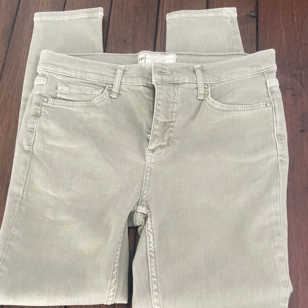 Free People Olive Skinny Distressed stretch skinnyJeans size-28 - Image 5