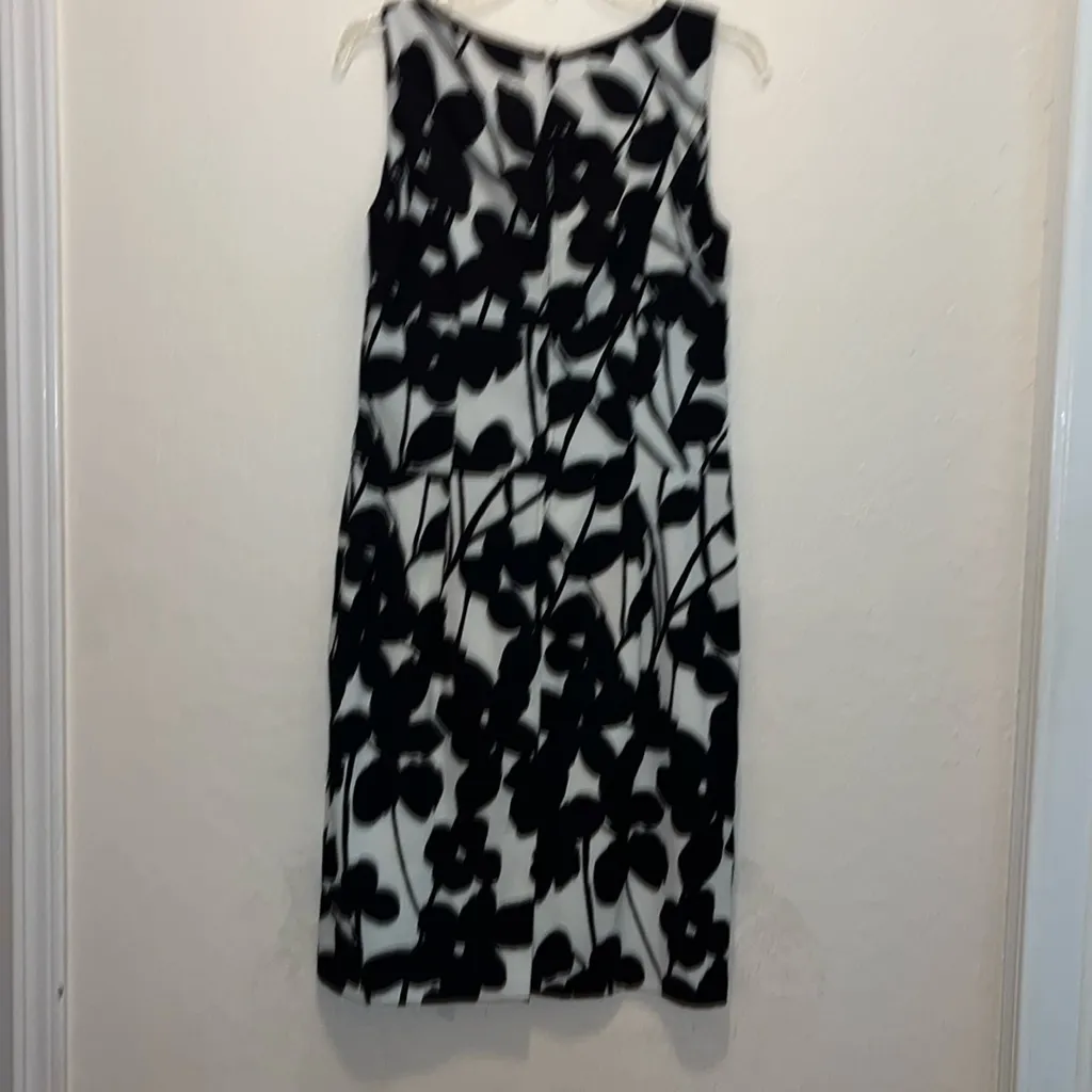 Vintage Sleeveless Black & White Floral Dress Black Dress modest business Size 10 - Image 5