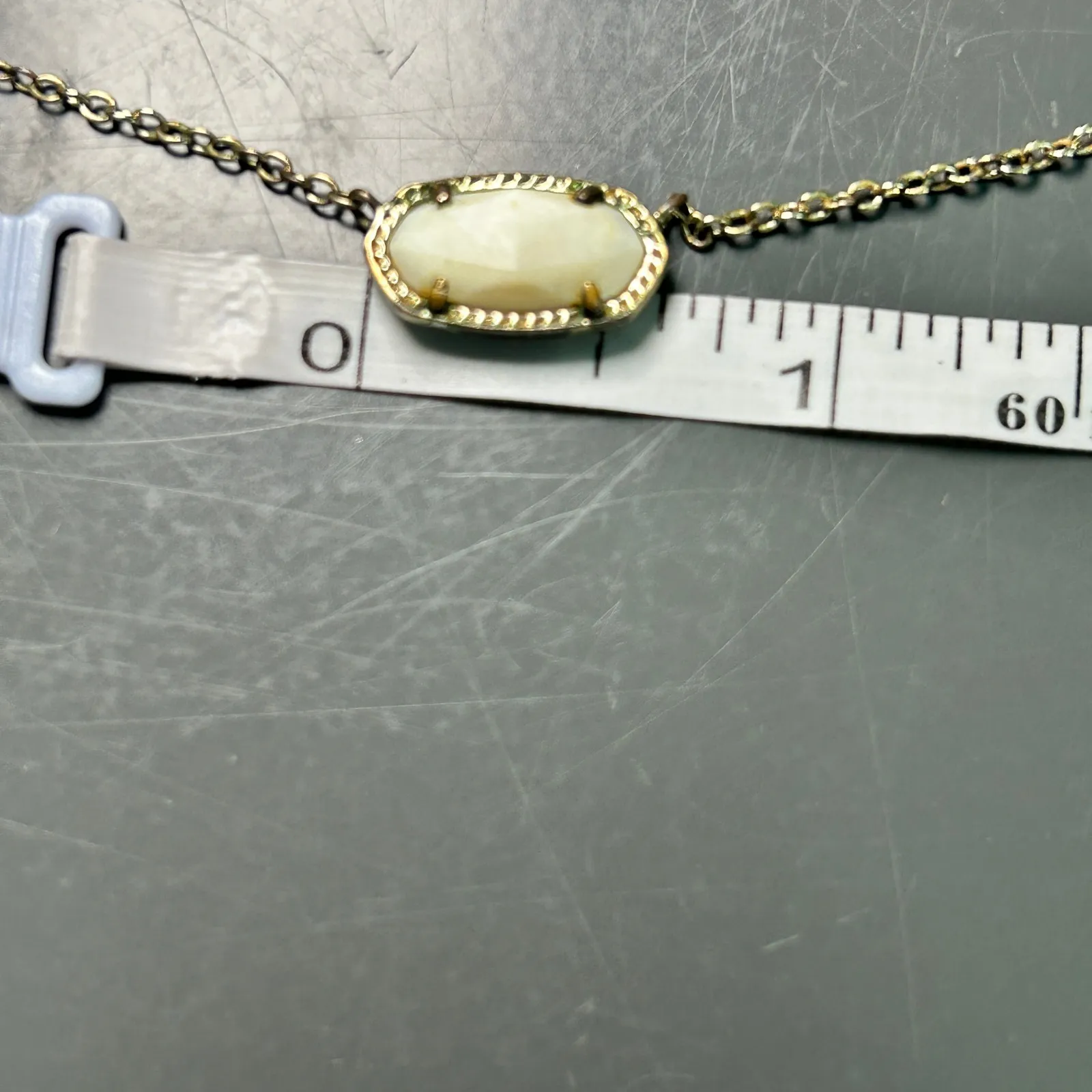 Kendra Scott Elisa Pendant‎ Necklace Gold Tone Cream Stone Fashion Jewelry - Image 8