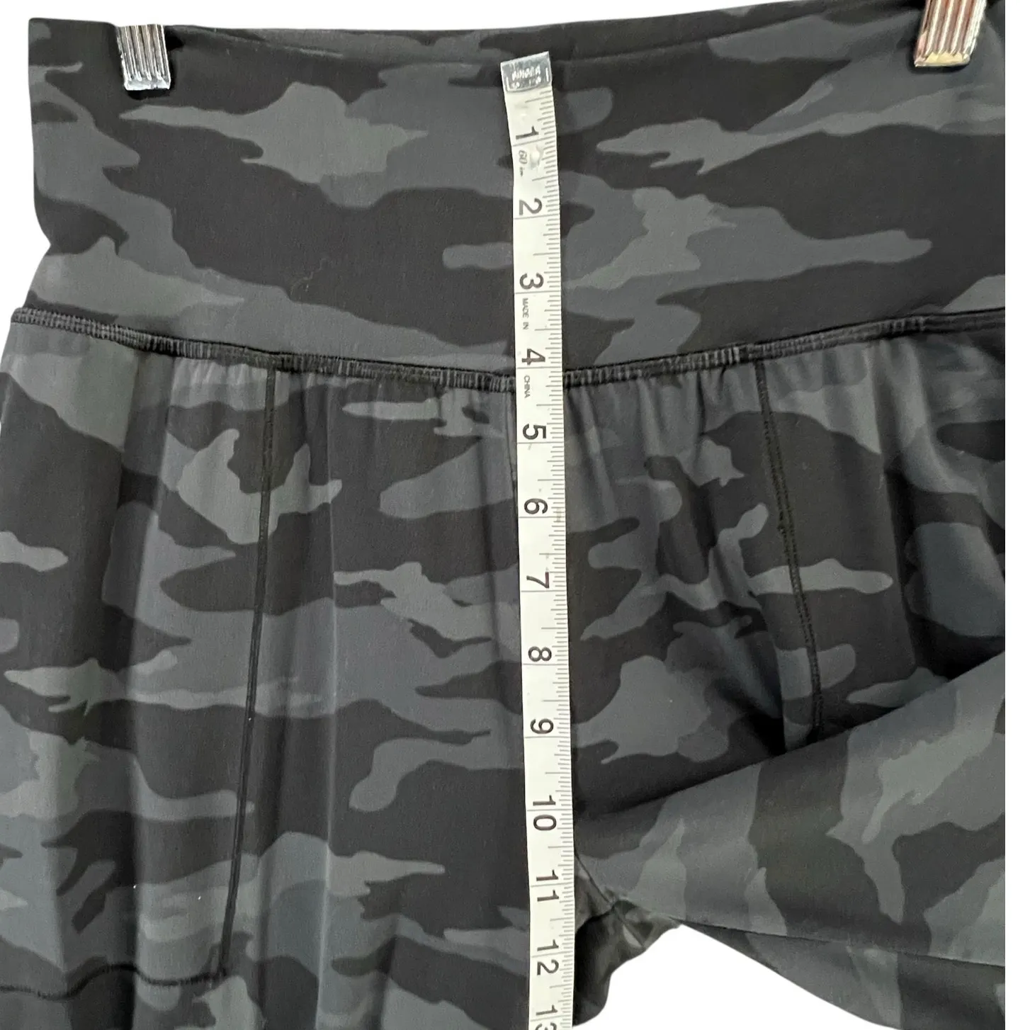 Athleta Salutation Jogger Womens S Black Camo Pockets High Rise Yoga Gym UPF50 - Image 8