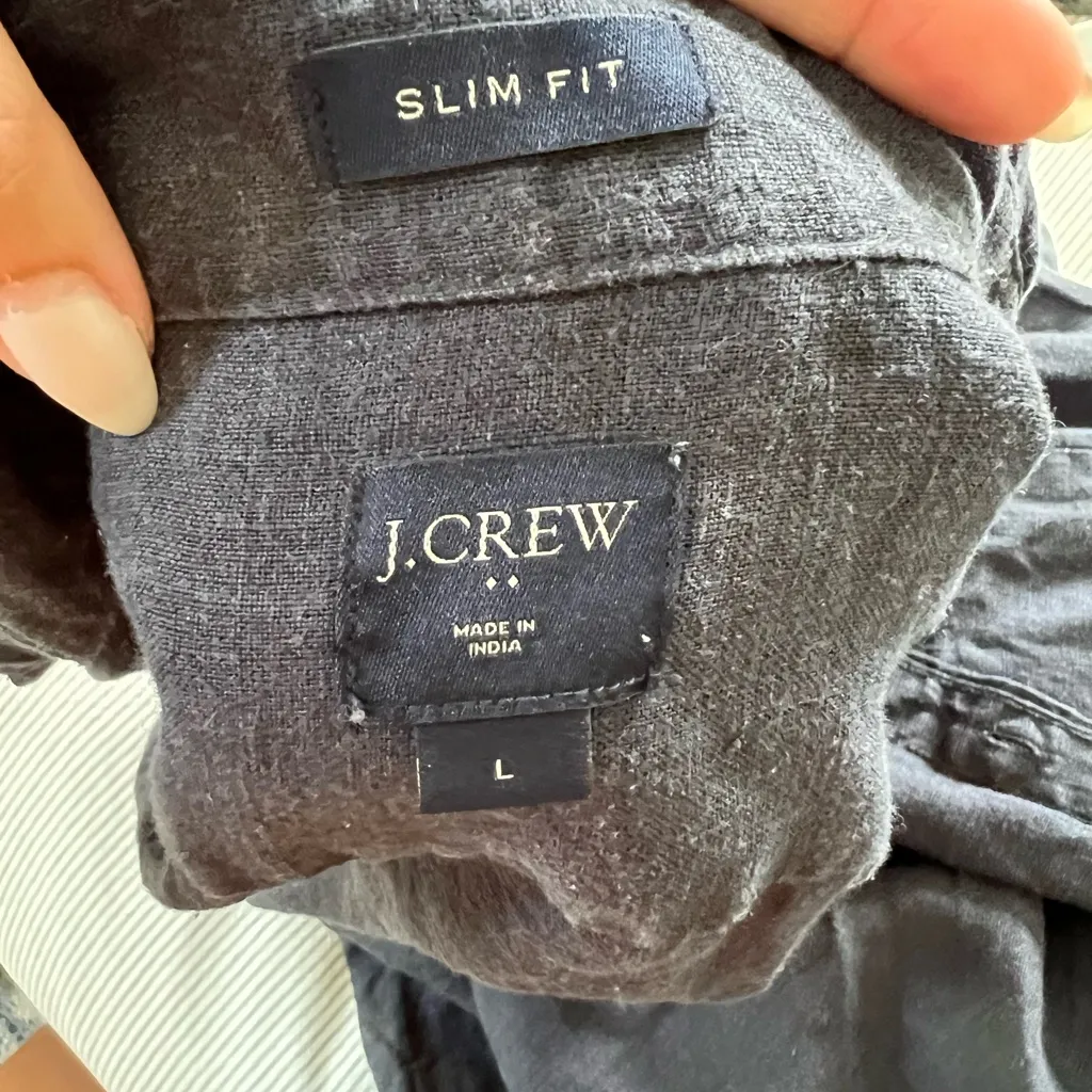 Oversized Dark Blue Linen Button Down - Image 8