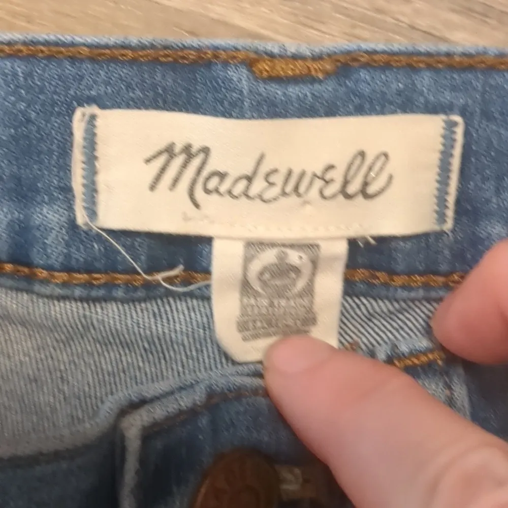 Madewell Cali demi boot jeans size 25 - Image 2