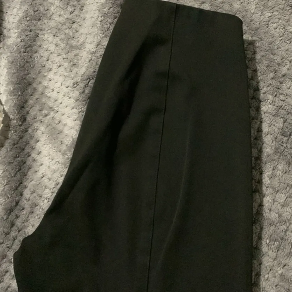 Ann Taylor  Black Stretch Pants Size 6 High Rise EUC #7652 - Image 9