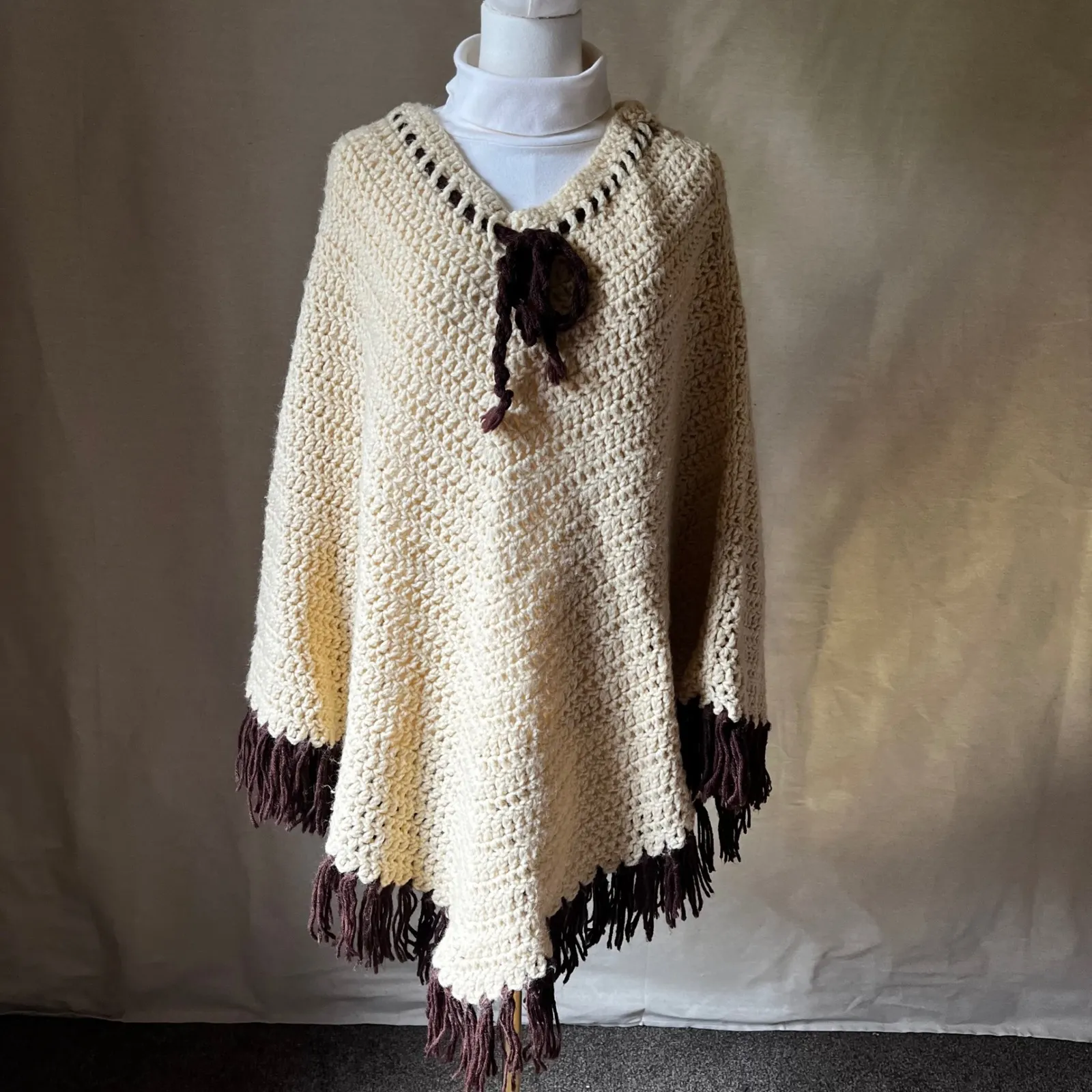 Vintage Hand - Image 7