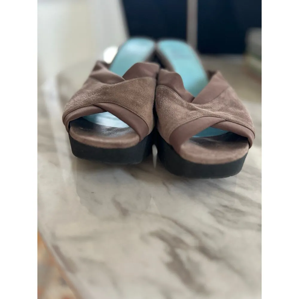 Thierry Rabotin Brown Suede & Fabric Wedge Peep Toe Sandal Size 9.5 - Image 5