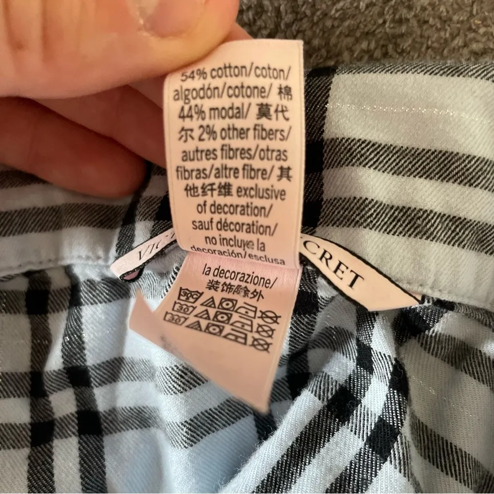 Victoria’s Secret Plaid Flannel Short Sleeve Button Down PJ Shirt Size Medium - Image 6