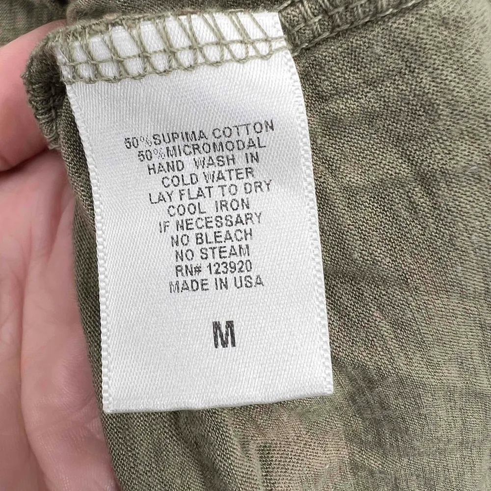 LAMade Dress Green Peek-a-Boo Back Scoop Neck Lightweight Size Medium New - Image 6