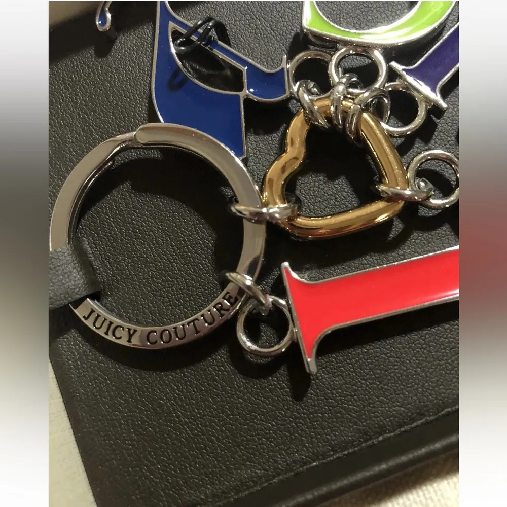 Juicy Couture Pam Gela Wristlet Wallet Pouch with Juicy Key Fob Retro New in Box - Image 11