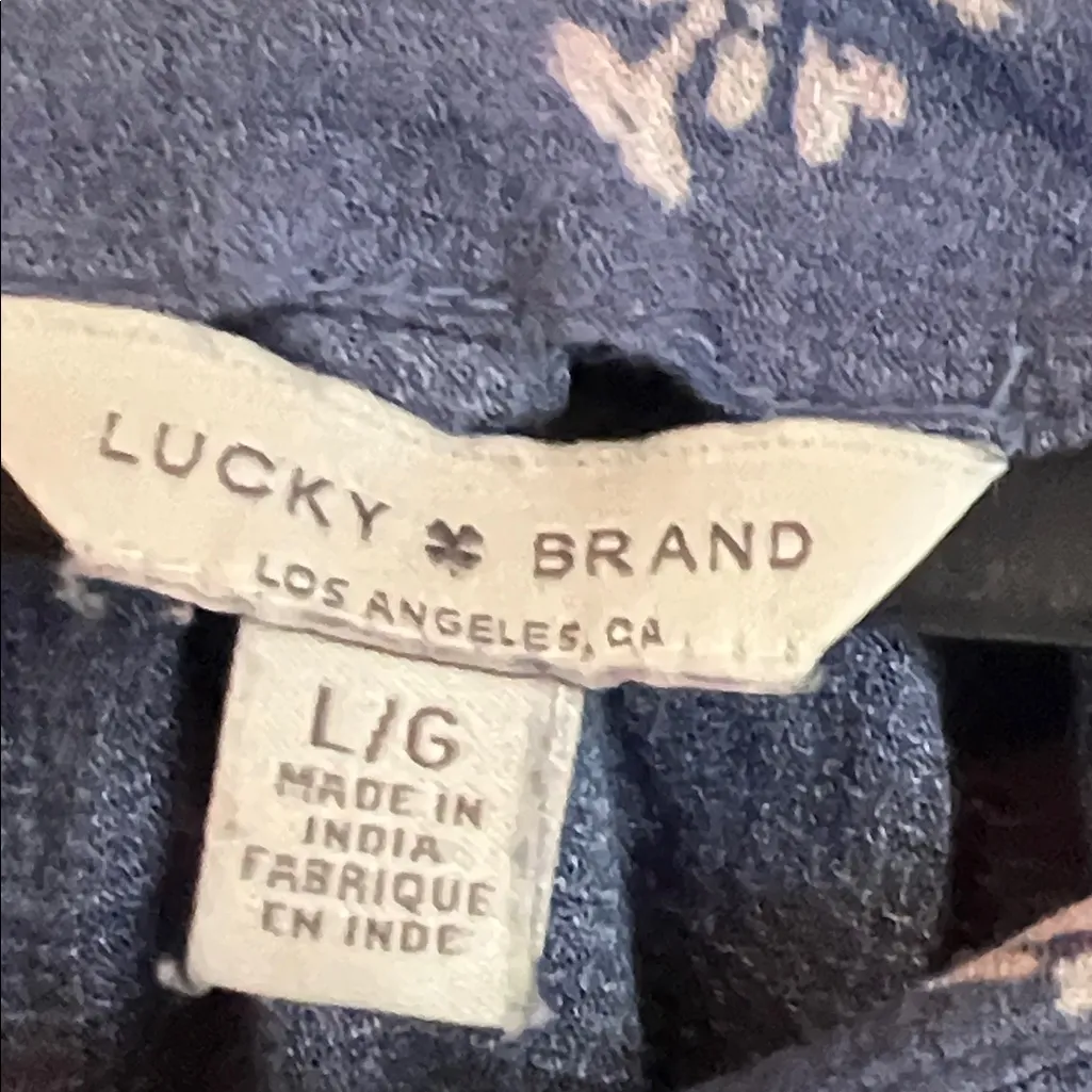 Lucky Brand Blue and White Floral Blouse Large - Image 3