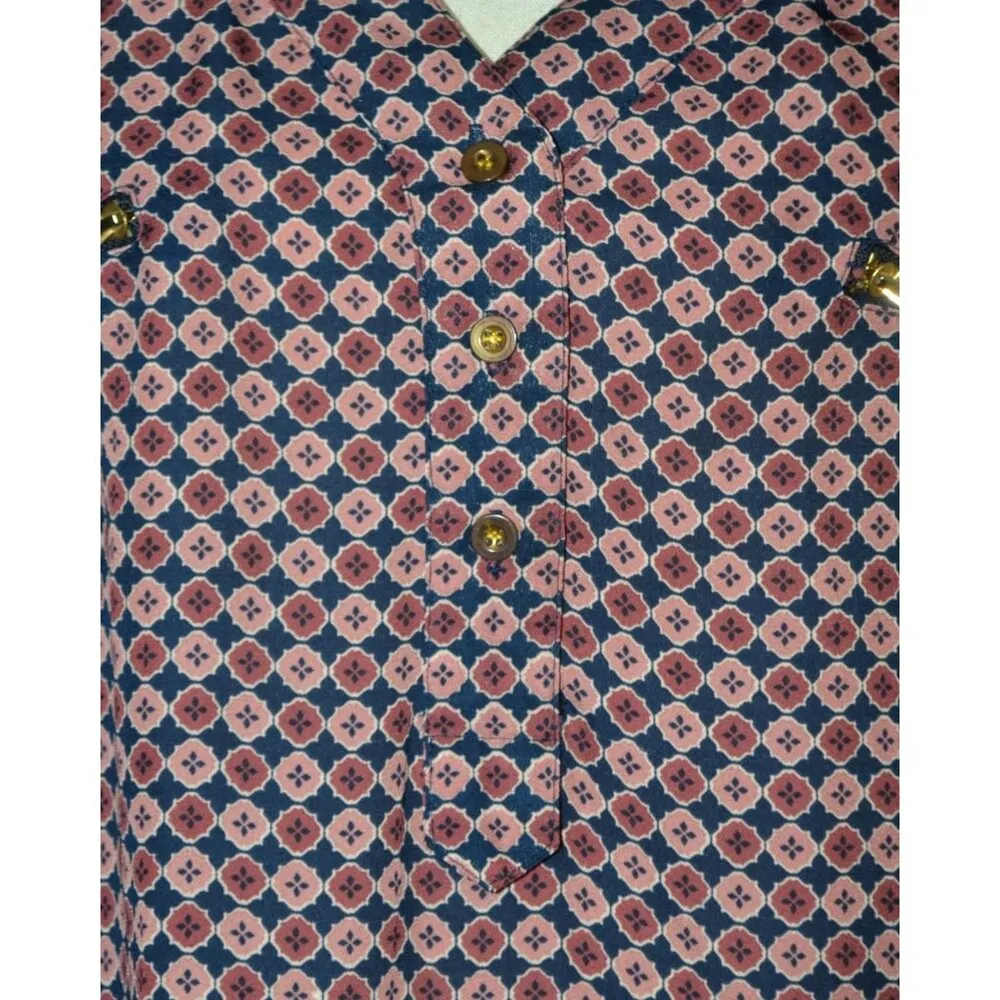 Rue + Women's V - Image 4