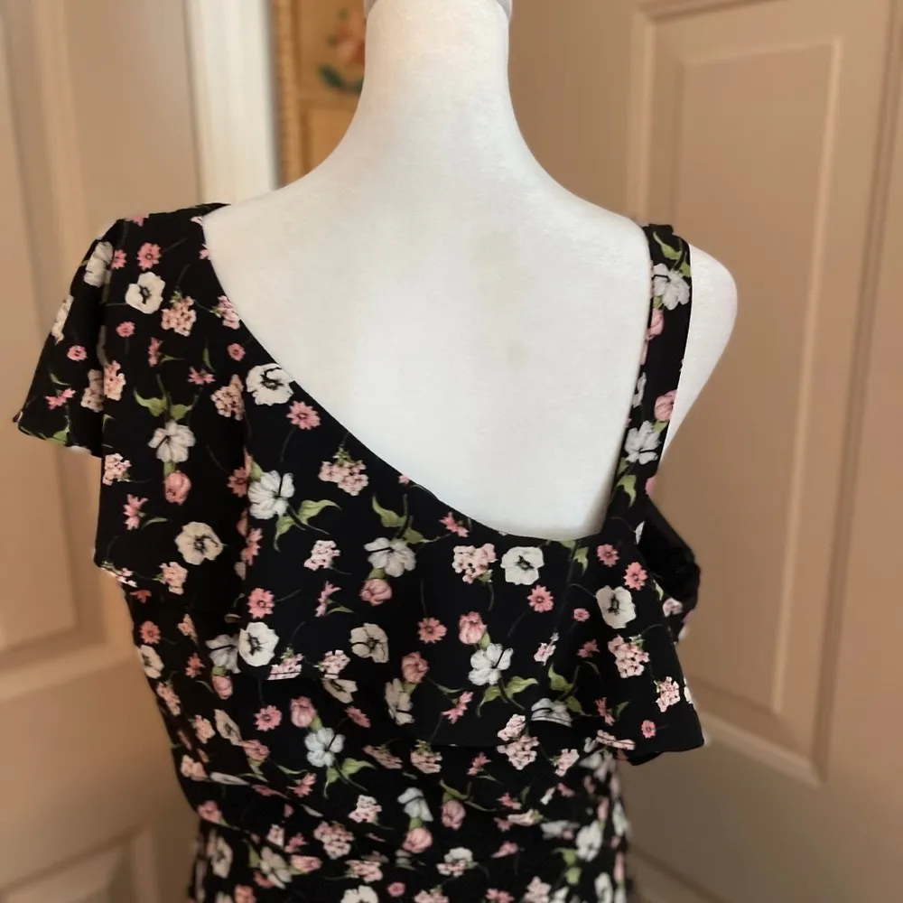 Gabby Skye black floral one shoulder wide leg belted jumpsuit w/pockets. Size 14 - Image 11