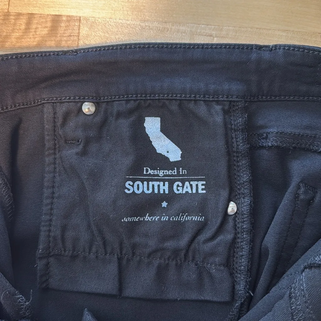 AG Adriano Goldschmied The Farrah Skinny Ankle High-Rise Black Jeans, 29 - Image 9