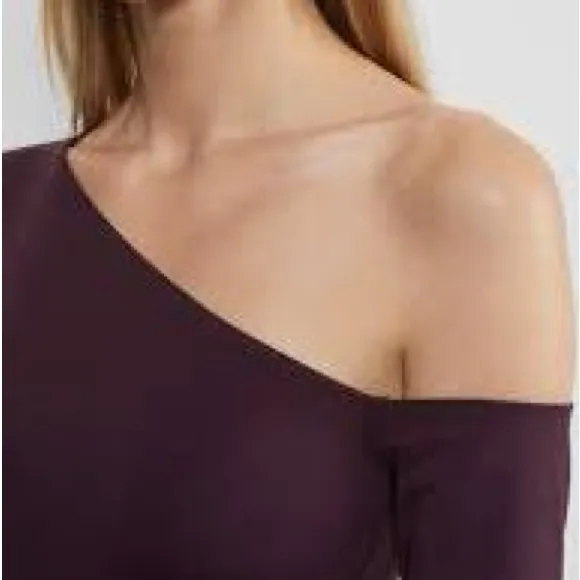 Aritzia Long Sleeve Top in Dark Purple - Image 3