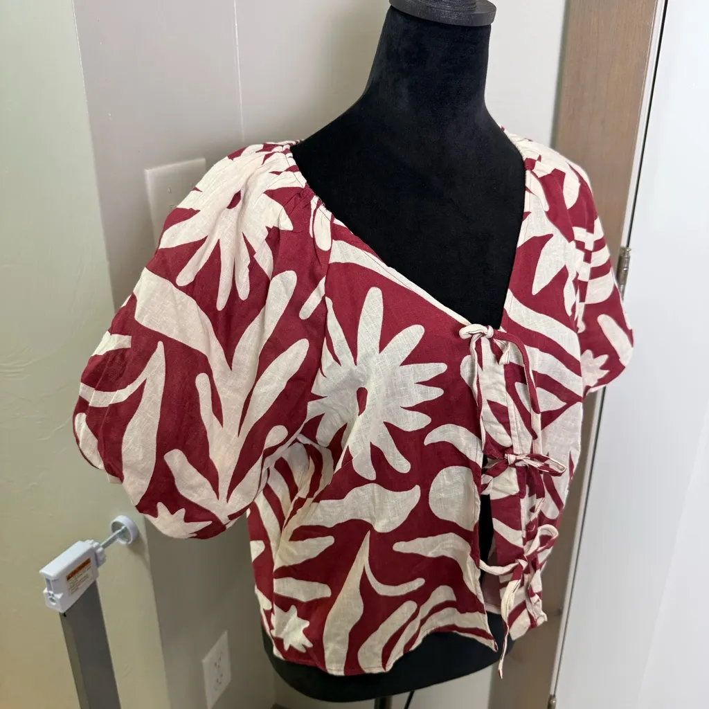 NWT Christian Siriano Puff Sleeve Tie Front Red White Linen Blend Blouse Floral Size M - Image 3