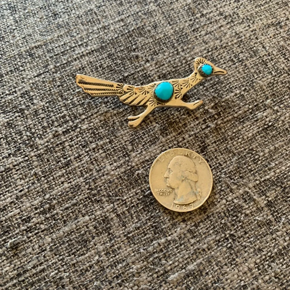 Sterling silver Roadrunner Brooch with Turquoise Accents Green - Image 2