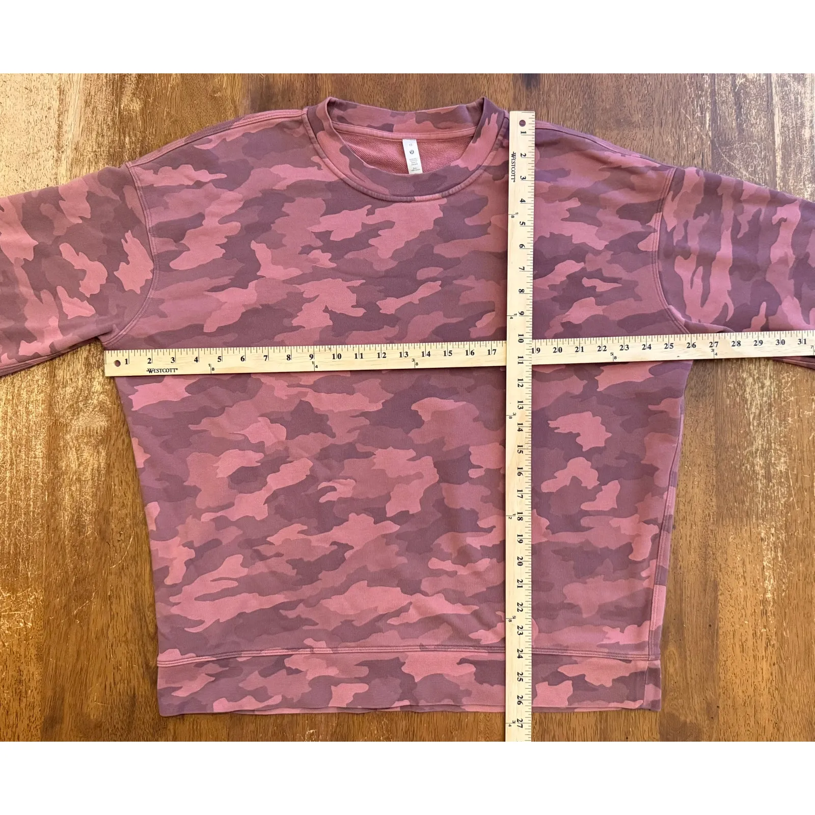 EUC Lululemon Pink Camo Perfectly Oversized Crew Sz 10 - Image 5