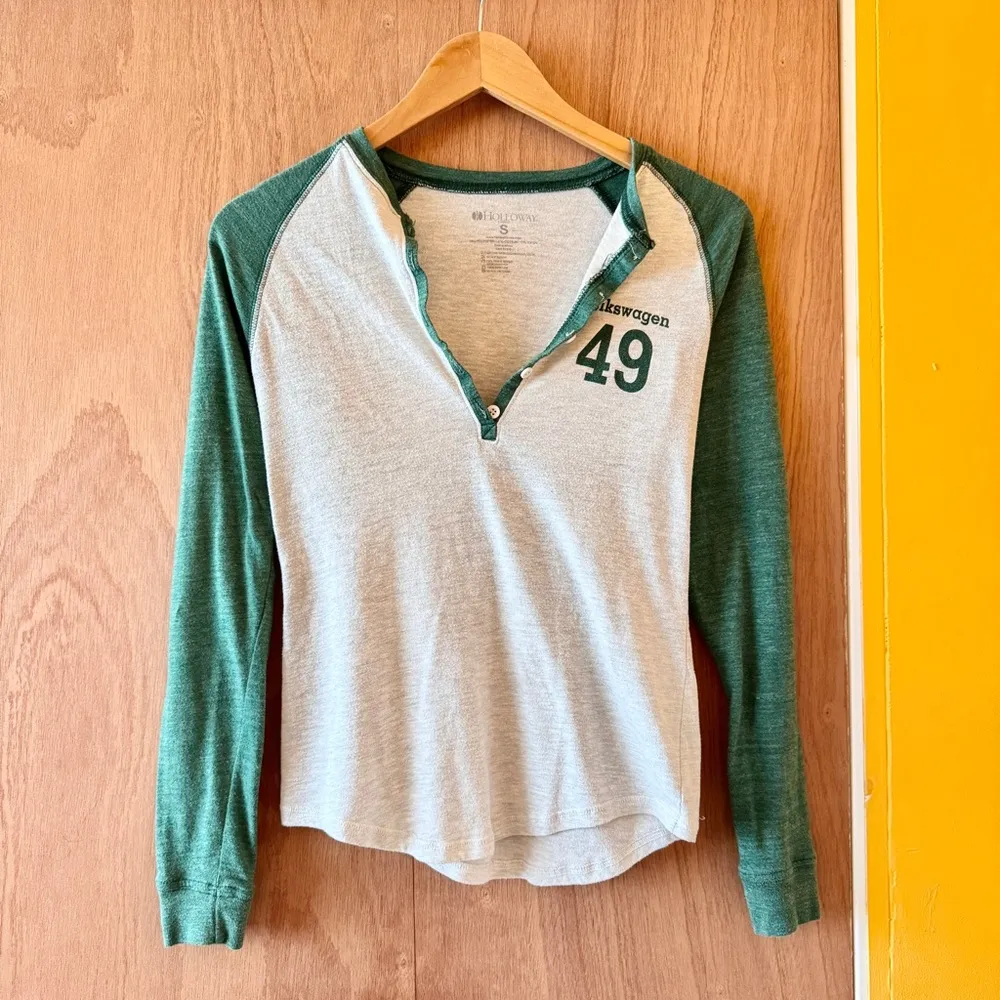 🎅 3/$15 SALE Holloway Volkswagen Raglan Long Sleeve Tee with Henley Neckline S - Image 2