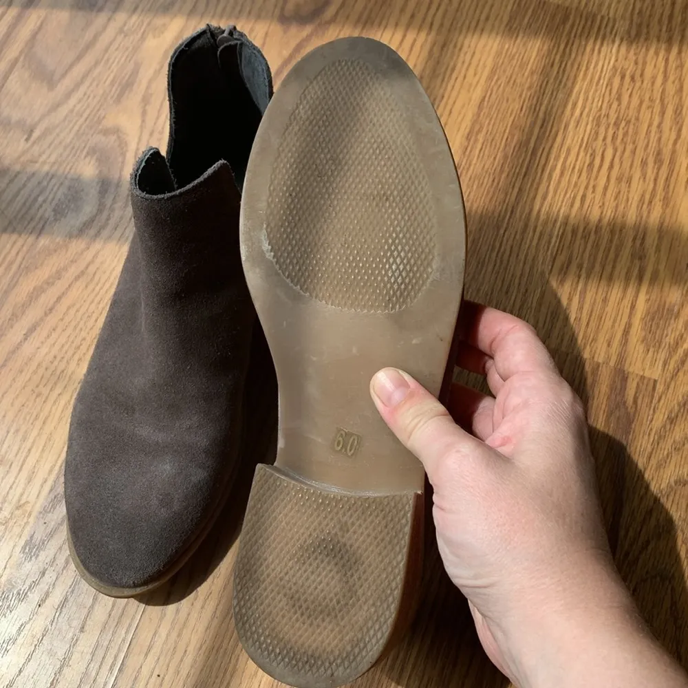 Steve Madden Size 6 Laramie Boots Booties Women Shoes Ankle Suede Fall Style - Image 5