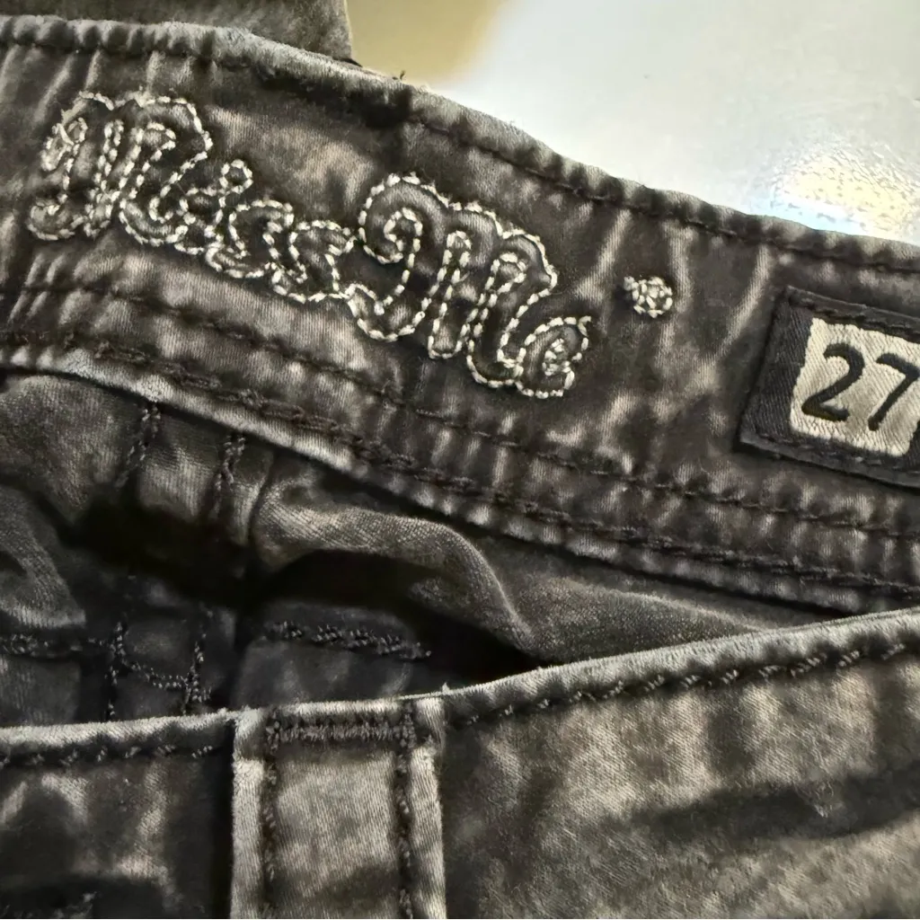 Miss Me Signature Low Rise Skinny Jeans Embellished Western Bling SZ 27 - Image 4