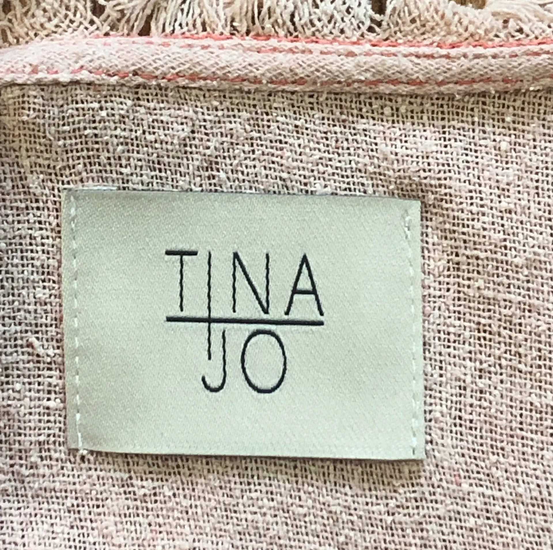 Tina + Jo Silk Noil Raw Neck Muscle Tee Women's Size Small NWT New - Image 7