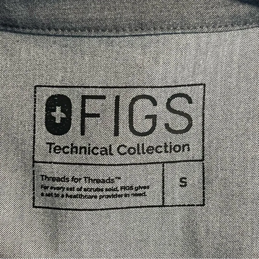 Figs Womens Rafeala Scrub Top Size S Gray Oversized Nurse Uniform Medical Doctor - Image 6