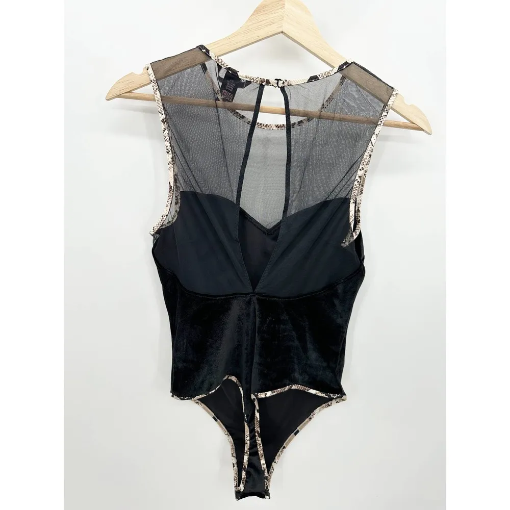 Victoria's Secret Black Velour Mesh Inset Thong Bodysuit Women's Size Small S - Image 2