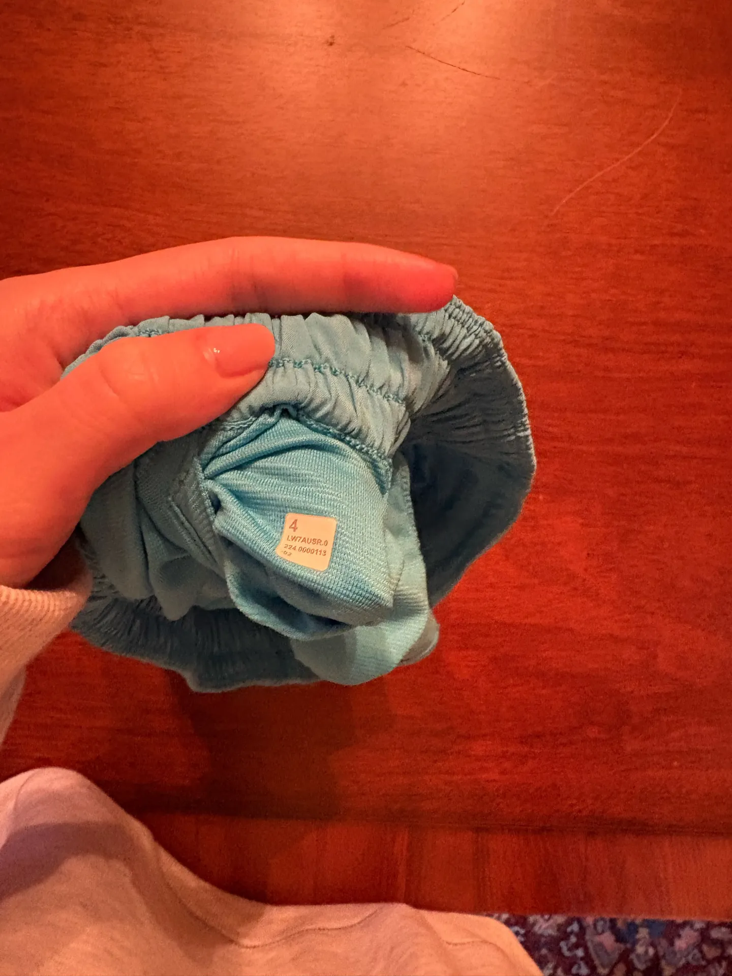 Lululemon Shorts Hotty Hot 2.5" Low-Rise - Image 3