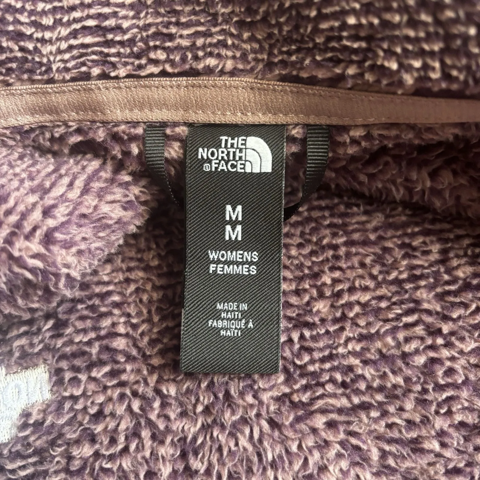 The North Face Women’s Thick Purple Zip Up Fleece very warm Size Medium. - Image 8