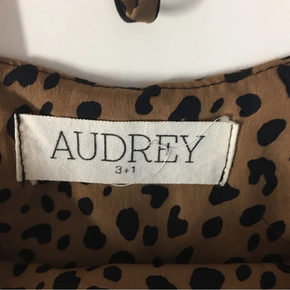 Audrey 3+1 Brown Cheetah Print Crop Top Size XS - Image 3