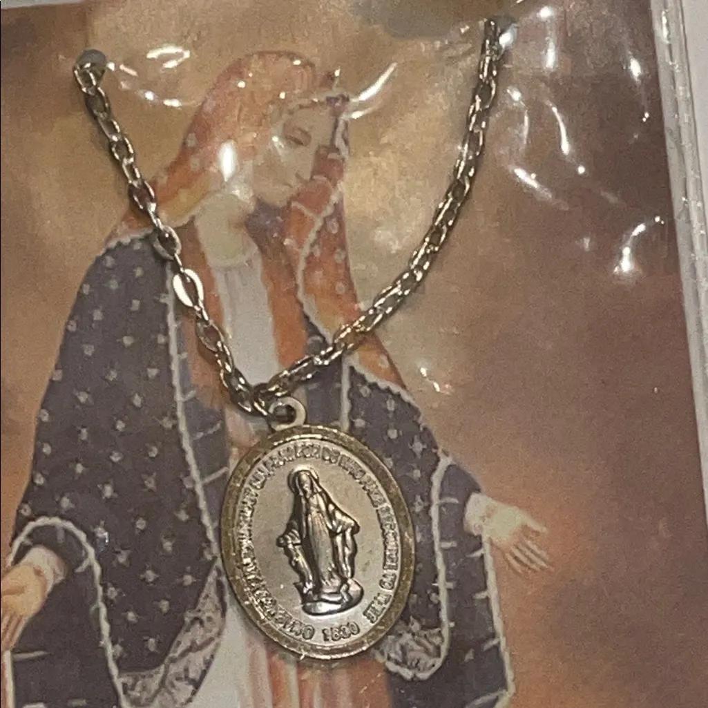 Silver Tone Pope John Paul’s Prayer to Our Lady Religious Pendant Necklace - Image 2