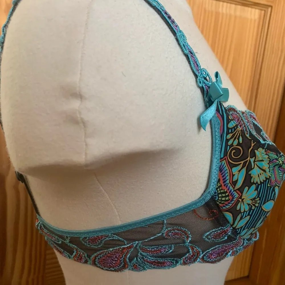 Allande Fine French Lingerie intricate floral detailing lace silk bows size 34c Blue - Image 3