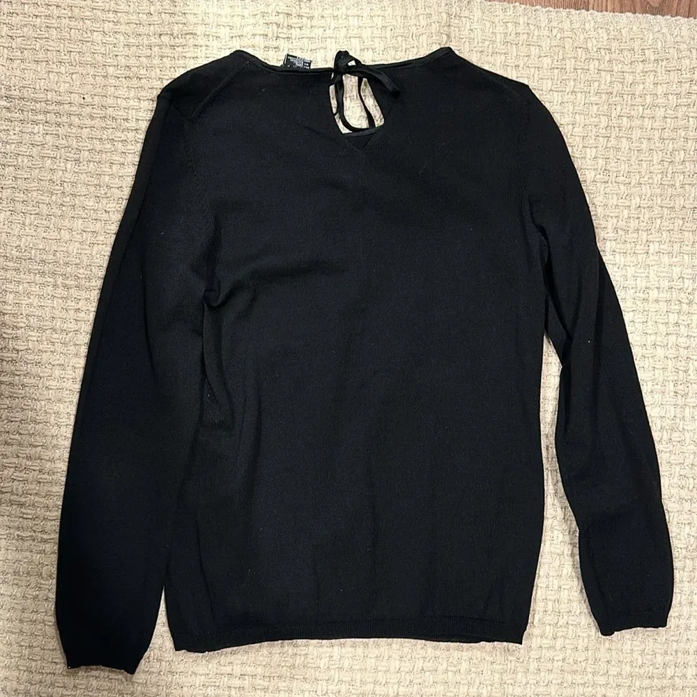 Theory WOMENS soft sweater black color 94% wool - Image 3