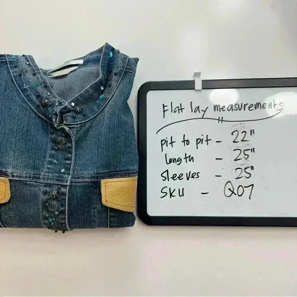 Christopher & Banks Denim Jacket Embroidered Stretch Womens Sz Large Snap Button - Image 16