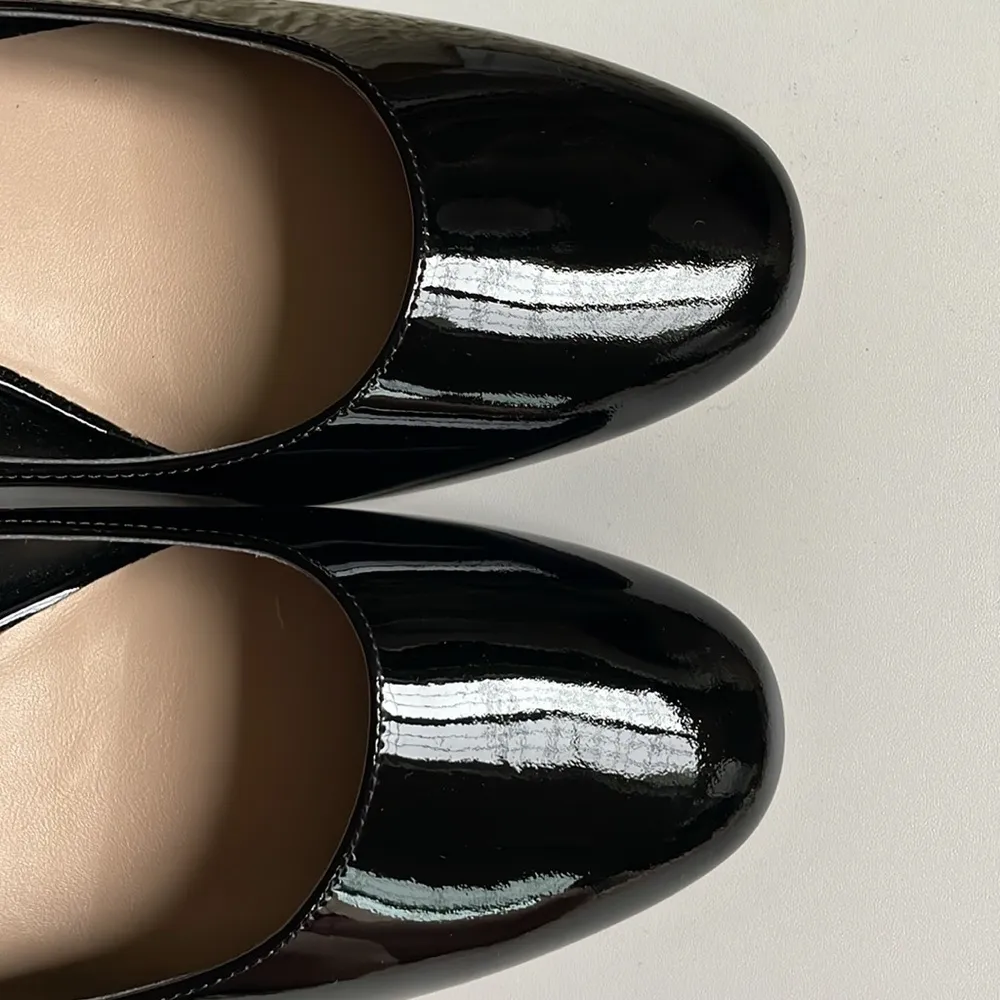 New condition Stuart Weitzman Holly shiny patent block heels - Image 3