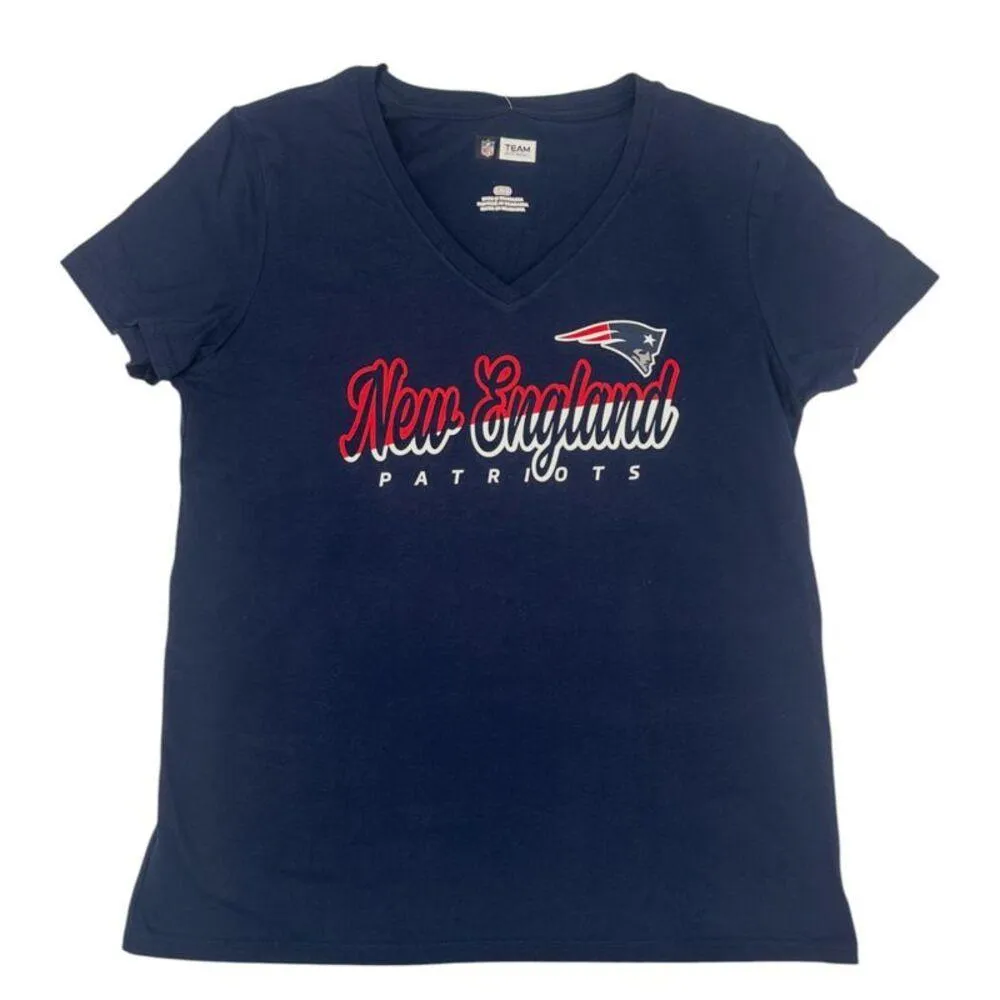 NFL New England Patriots Women's Short Sleeve V - Image 2