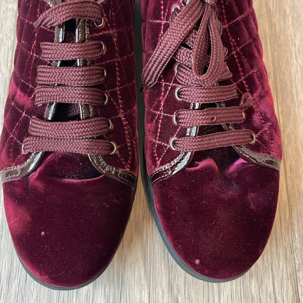 AQUATALIA Glenda Quilted Velvet Shoes Size 5.5 - Image 4