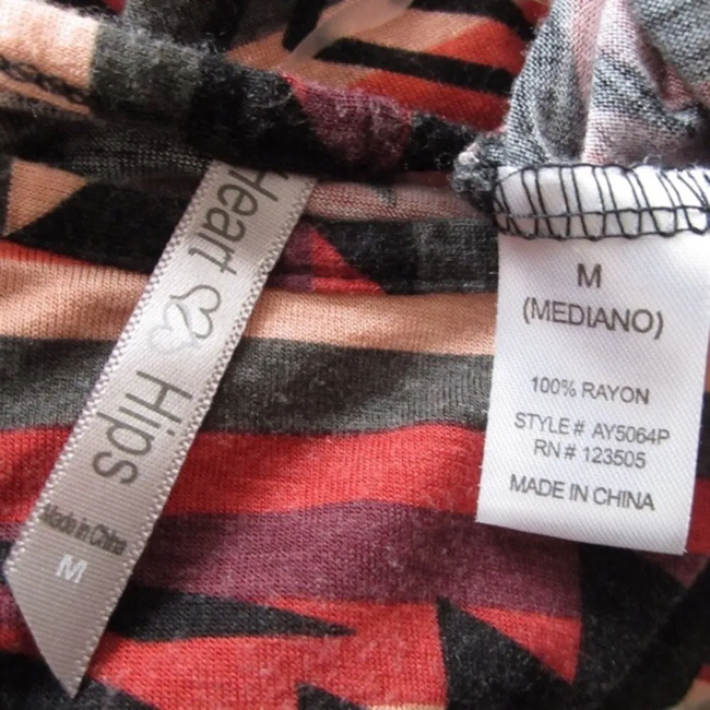 Heart & Hips Geometric Crop Top - Image 8