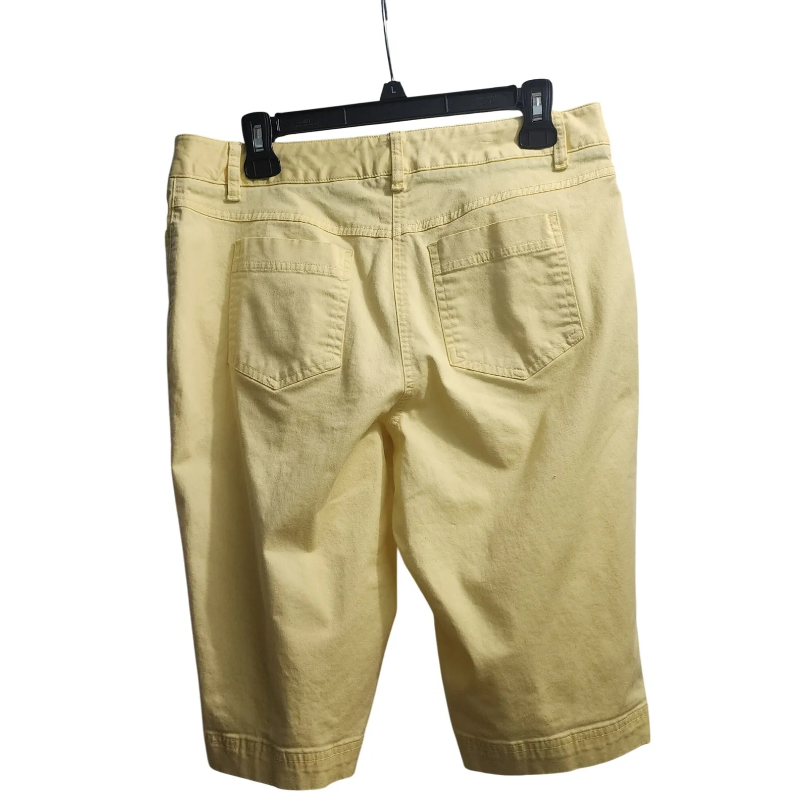 Covington Womens Size 12 Yellow Stretch Capri Pants Cropped Casual - Image 3