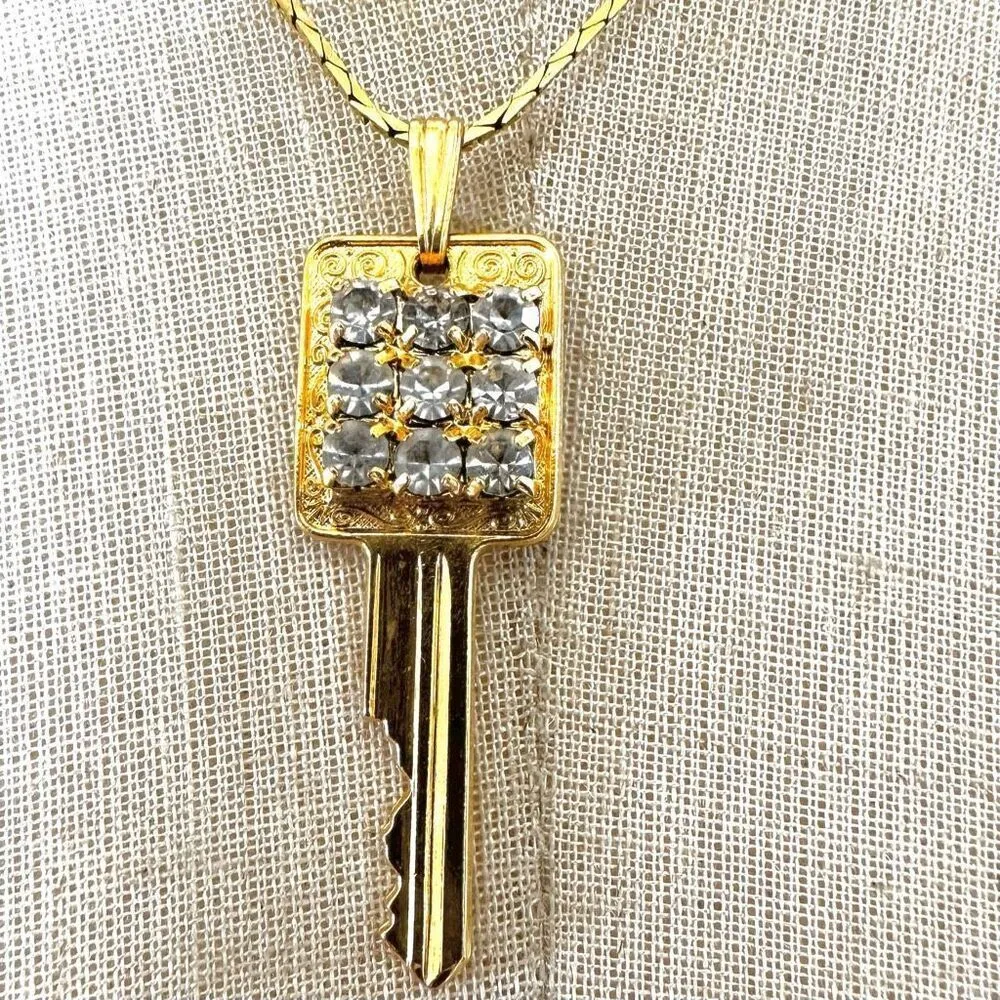 Gold tone rhinestone key pendant necklace - Image 2