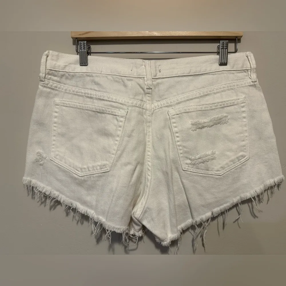 Free People We The Free Loving Good Vibrations Distressed Denim Shorts White - Image 4