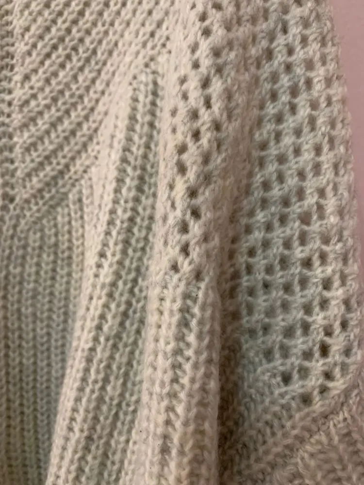 Maurice's A Whiteish Gray Sweater - Image 4