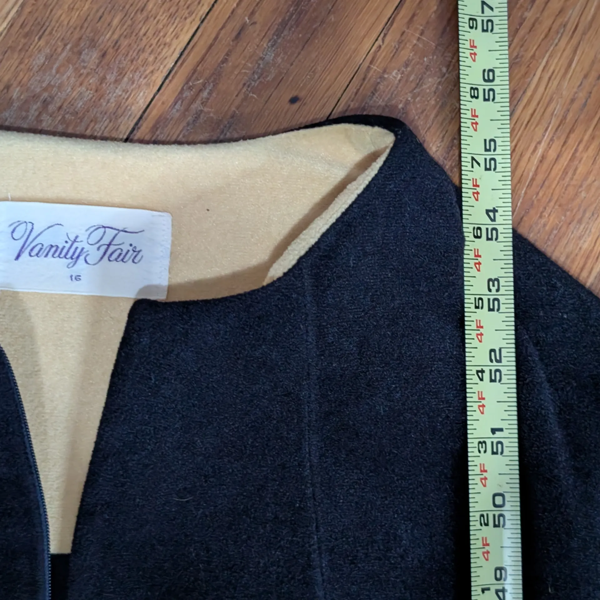 Vtg Women’s Vanity Fair Size Large 16 Robe Housecoat Orange Black Velour Retro - Image 7