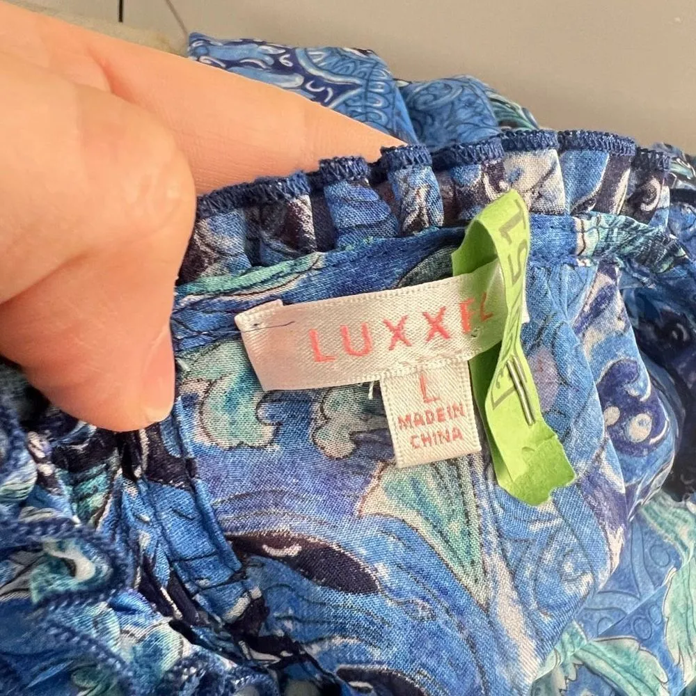 Luxxel Women's Floral Blue Ruffled Trim Open Back Mini Dress Size L - Image 8