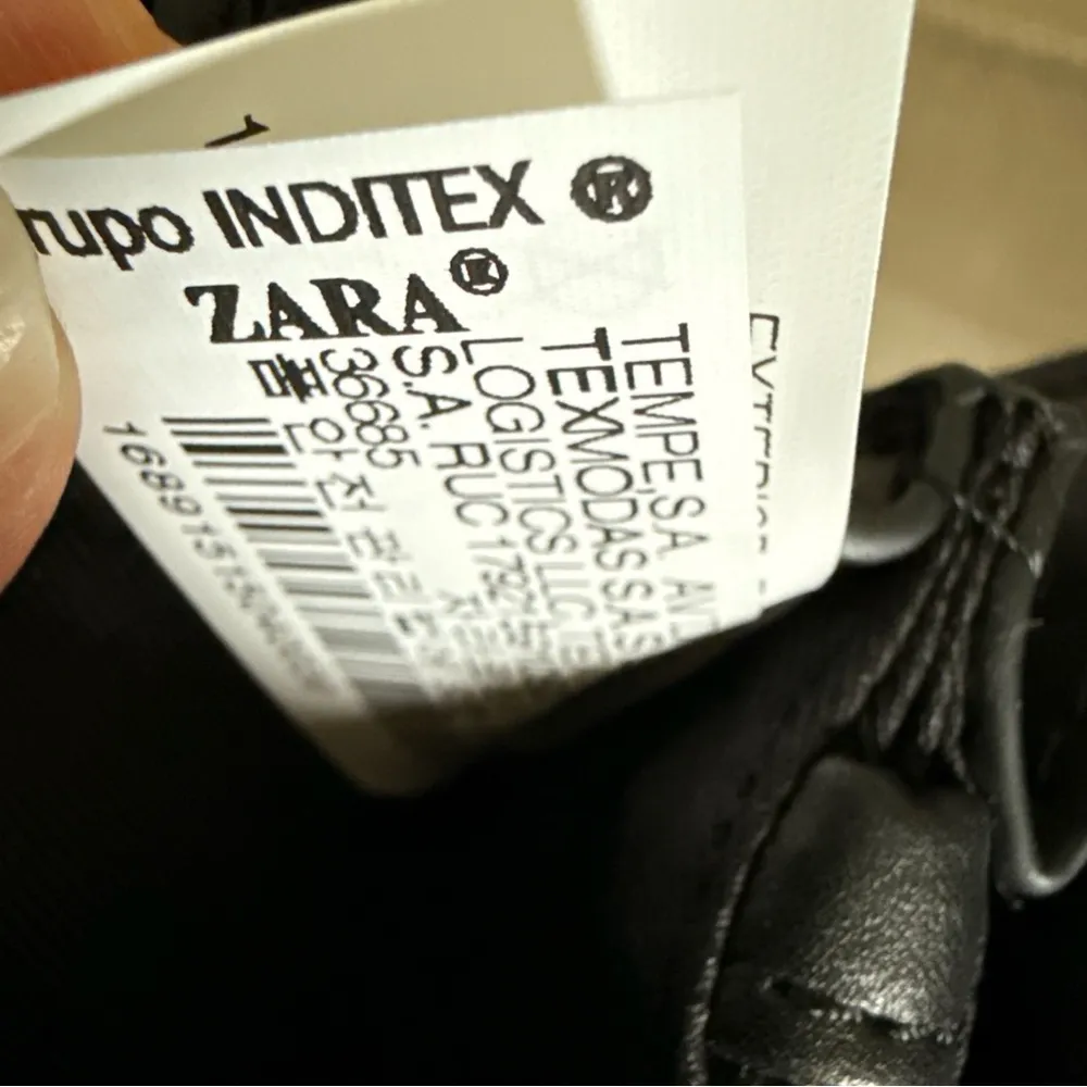 Zara Faux Leather Crossbody Clutch Bag Black With Gold Hardware - Image 7