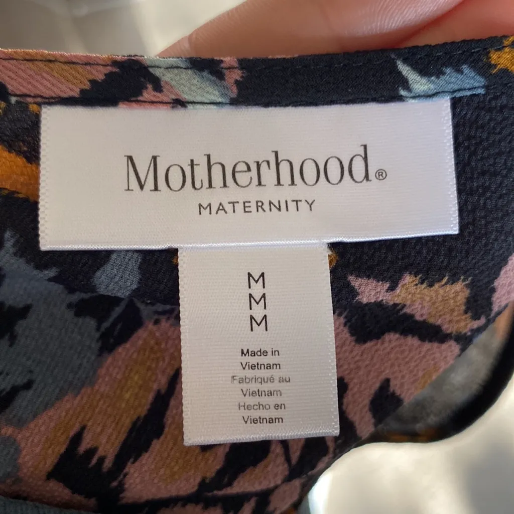 Motherhood Maternity Black Floral 3/4 Sleeve Blouse Size M - Image 4