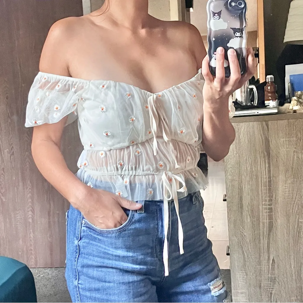 Le Lis daisy crop top - Image 2