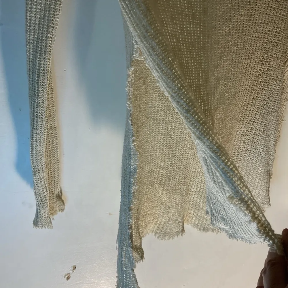 Sweet Claire size small women’s sweater - Image 6