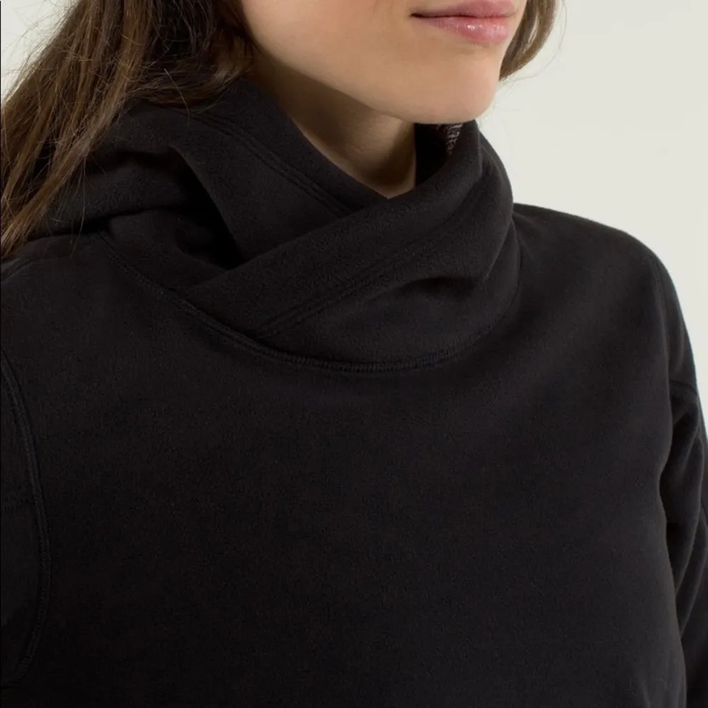 Lululemon Black Runaway Fleece Hoodie - Image 3