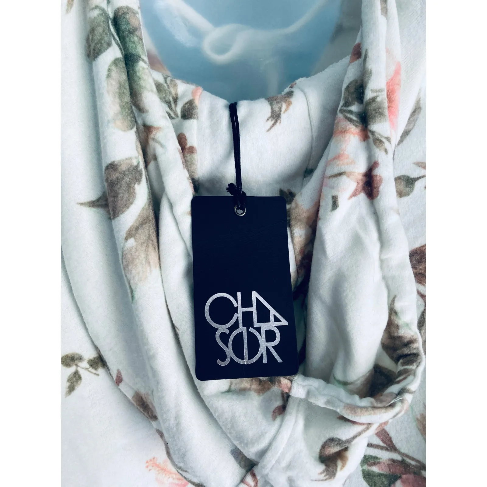 Chaser Hooded Sweater Cold Shoulder Floral Print Large - Image 6