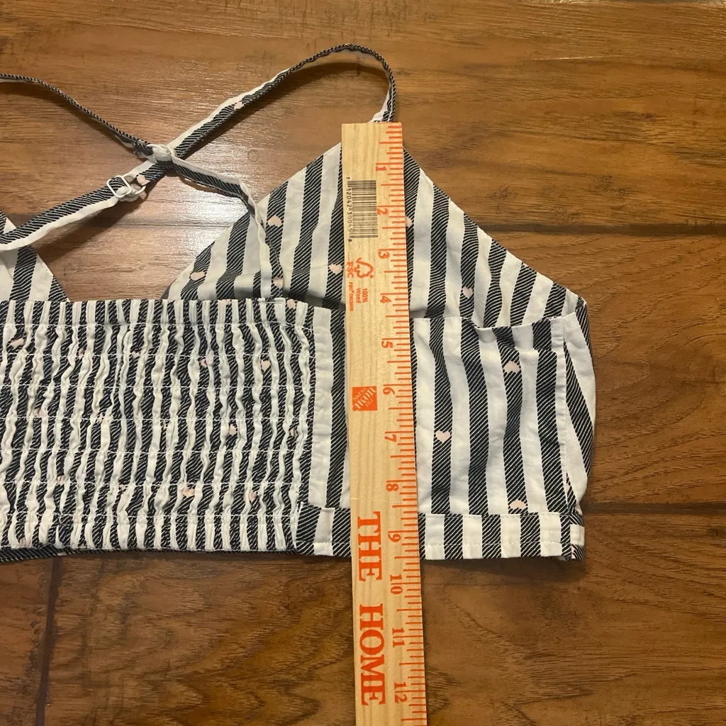 Striped Cross-Back Bralette from Old Navy XXL EUC crop top bra - Image 5